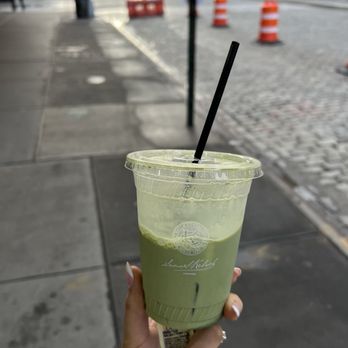 Kobrick Coffee - vanilla Matcha Latte - Cocktail Bars Near Me - New York, New York Kobrick Coffee - vanilla Matcha Latte - Cocktail Bars Near Me - New York, New York