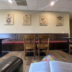 Roasters Coffee House - Tons of seating, excellent atmosphere