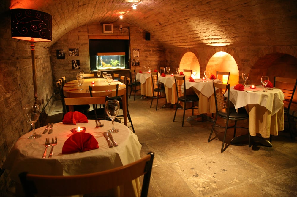 Number 11 Restaurant & Bar