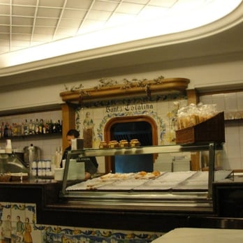 Santa Catalina - Just a few items left at night - Desserts Near Me - Valencia, V