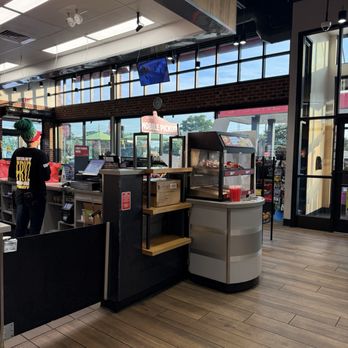 Sheetz - Convenience Stores Near Me - GREENSBORO, North Carolina