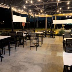 TAP 65 - Outside seating