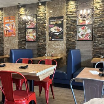 Tasty Point - Dining area - Taiwanese Near Me - Houston, Texas Tasty Point - Dining area - Taiwanese Near Me - Houston, Texas
