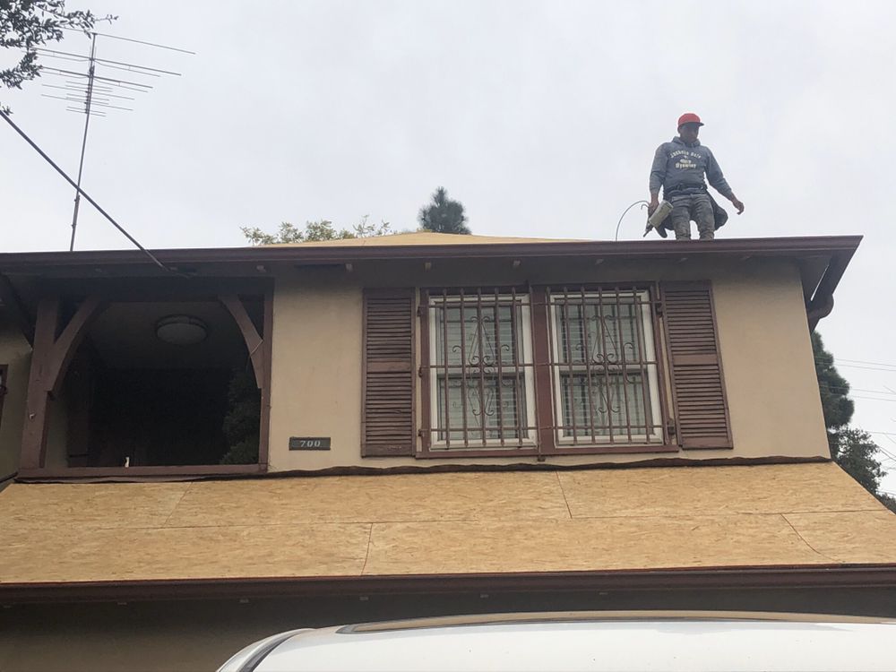 Slide of Valley Roofing Inc