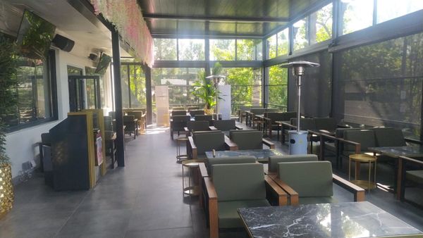 Pera Bistro by null