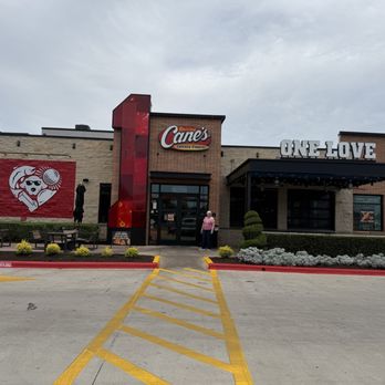Raising Cane's Chicken Fingers - Early dinner. - Fast Food Near Me - Round Rock, Texas
