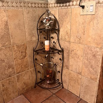 Cafe Picasso - Bathroom - Italian Near Me - Somerville, New Jersey