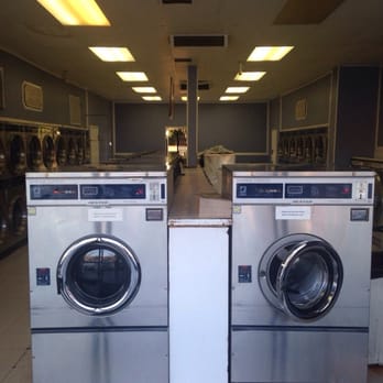 Launderland Coin-Op Laundry - Laundromat Near Me - Corona, California
