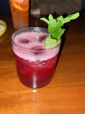 Rosemary & Beauty Queen by null