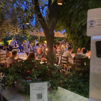 La Colombe d'Or - French Near Me - Saint-Paul de Vence, 06 La Colombe d'Or - French Near Me - Saint-Paul de Vence, 06