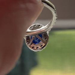Medway Jewelers - You can see the crack in the lower portion of the ring