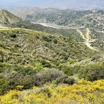 La Tuna Canyon Park - Lovely - Parks Near Me - Sun Valley, California La Tuna Canyon Park - Lovely - Parks Near Me - Sun Valley, California
