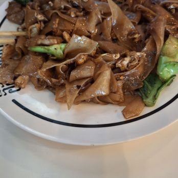 Isan Zaap Thai Cafe - Pad see ew - Thai Near Me - Orlando, Florida Isan Zaap Thai Cafe - Pad see ew - Thai Near Me - Orlando, Florida