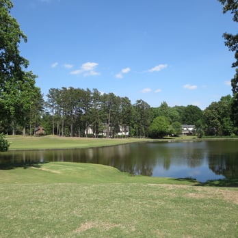 High Point Country Club - Willow Creek. Hole No. 8. - Country Clubs Near Me - High Point, North Carolina High Point Country Club - Willow Creek. Hole No. 8. - Country Clubs Near Me - High Point, North Carolina