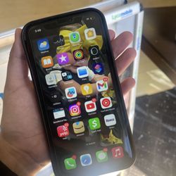 iRepair - Got my phone fixed they do a good job very quick too!
