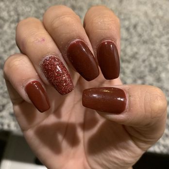 LR Nail - Nail Salons Near Me - Albany, New York