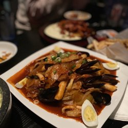 Hanshin Pocha - Seafood spicy rice cake