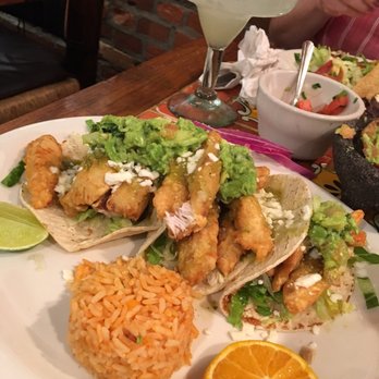 Las Bugambilias - Tacos de Pescado - Mexican Near Me - Philadelphia, Pennsylvania