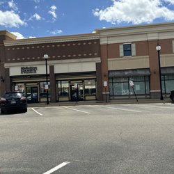 Midlothian Family Practice Westchester - Office