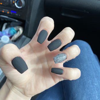 LT Royal Nails - Nail Salons Near Me - Terre Haute, Indiana