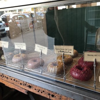 La Donutería - Donuts! - Coffee & Tea Near Me - Barcelona, B