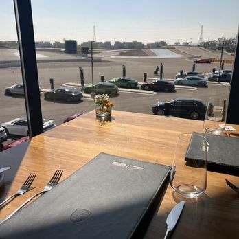 Restaurant 917 - New American Near Me - Carson, California