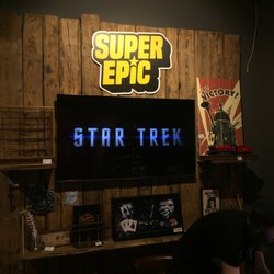Supreme Replicas - Super Epic Store Berlin | Star Trek Merch