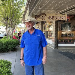 Luckenbach On Main - I'm a hat model