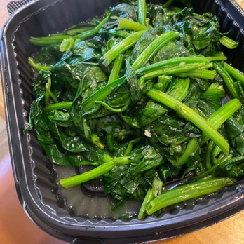 Home Cooking - Stir-fried garlic spinach.  My fave veggie dish! - Szechuan Near Me - Chino Hills, California