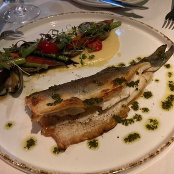Terra e Mare - Branzino alla Griglia con Spinaci e Patate Arrosto - Steakhouses Near Me - Los Angeles, California Terra e Mare - Branzino alla Griglia con Spinaci e Patate Arrosto - Steakhouses Near Me - Los Angeles, California