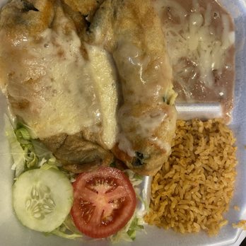 Tacos El Tapatio - Chile relleno plate - Mexican Near Me - Wichita, Kansas Tacos El Tapatio - Chile relleno plate - Mexican Near Me - Wichita, Kansas