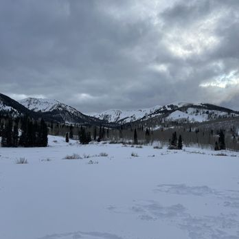 Backcountry Snowmobiling - Tours Near Me - Coalville, Utah Backcountry Snowmobiling - Tours Near Me - Coalville, Utah
