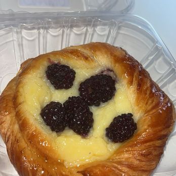 Vignette Coffee - Fruit Danish - Coffee Roasteries Near Me - Greensboro, North Carolina Vignette Coffee - Fruit Danish - Coffee Roasteries Near Me - Greensboro, North Carolina