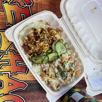 Ry's Poke Shack - Mayjah poke bowl, half salmon half ahi... California and firecracker with a hawaiian sun iced tea - Hawaiian Near Me - Pasadena, California Ry's Poke Shack - Mayjah poke bowl, half salmon half ahi... California and firecracker with a hawaiian sun iced tea - Hawaiian Near Me - Pasadena, California