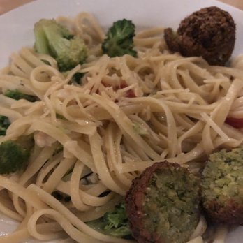 Perfect Pear Bistro - Lemon linguini with falafel - New American Near Me - Tempe, Arizona Perfect Pear Bistro - Lemon linguini with falafel - New American Near Me - Tempe, Arizona