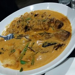Kerabu - Duck red curry
