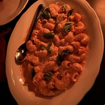 Trivoli Tavern - rigatoni alla vodka - American Near Me - Chicago, Illinois Trivoli Tavern - rigatoni alla vodka - American Near Me - Chicago, Illinois
