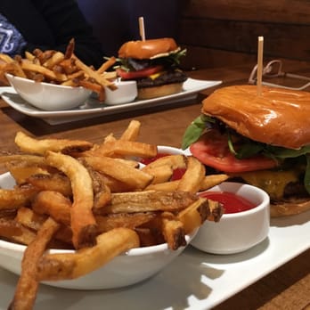 Jacksons Landing - Canadian (New) Near Me - Burlington, Ontario