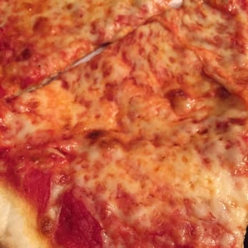 Vinny's Pizzarama - Plain pizza. It was ok, sauce is slightly sweet - Pizza Near Me - Hatfield, Pennsylvania