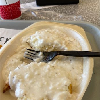 Hardee's - Lumpiest gravy and biscuits I've ever had. Someone was in a rush mixing up the gravy for sure! - Burgers Near Me - Paducah, Kentucky Hardee's - Lumpiest gravy and biscuits I've ever had. Someone was in a rush mixing up the gravy for sure! - Burgers Near Me - Paducah, Kentucky