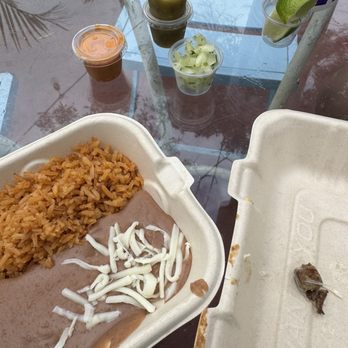 Ono Tacos Hawaii - Beans and rice with salsas and the main dish. - Food Trucks Near Me - Maui, Hawaii Ono Tacos Hawaii - Beans and rice with salsas and the main dish. - Food Trucks Near Me - Maui, Hawaii