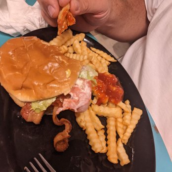 Everybody's Restaurant - Bacon cheeseburger with fries. - Southern Near Me - Jacksonville, Florida Everybody's Restaurant - Bacon cheeseburger with fries. - Southern Near Me - Jacksonville, Florida