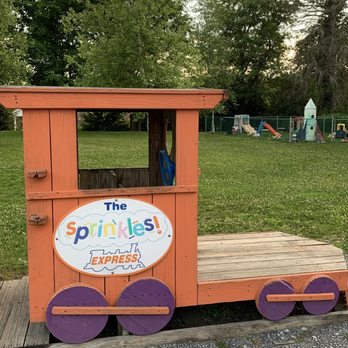 Sprinkles Ice Cream Shoppe - Train - Ice Cream & Frozen Yogurt Near Me - Queensbury, New York