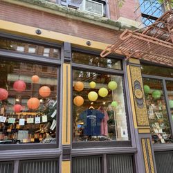 Sandmeyer's Bookstore