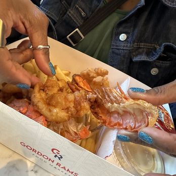 Gordon Ramsay Food Market - Lobster/Shrimp Basket - Food Court Near Me - Cherokee, North Carolina Gordon Ramsay Food Market - Lobster/Shrimp Basket - Food Court Near Me - Cherokee, North Carolina