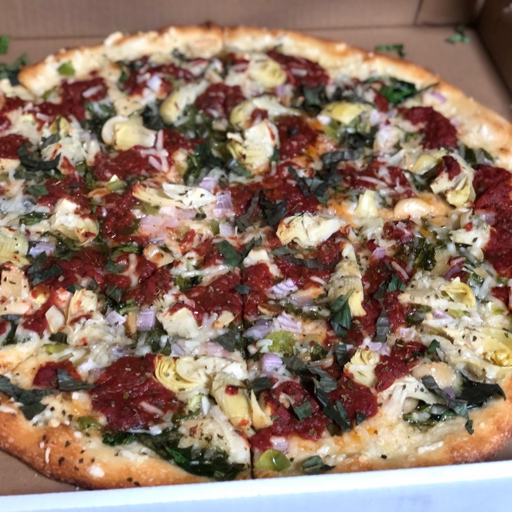 Fratelli's Pizza Parlor - Vegan build your own pizza - Salad Near Me - Redding, California