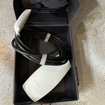 Seven 7 Electric - Tesla charger gen3 - Lighting Fixtures & Equipment Near Me Seven 7 Electric - Tesla charger gen3 - Lighting Fixtures & Equipment Near Me
