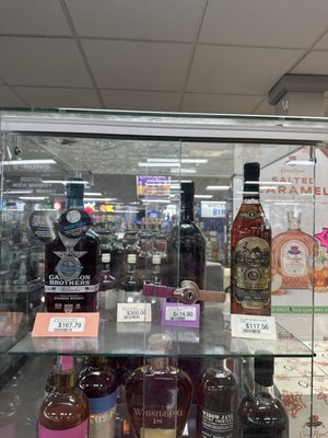 BYRON’S LIQUOR WAREHOUSE - 51 Photos & 71 Reviews - 2322 N Broadway Ave