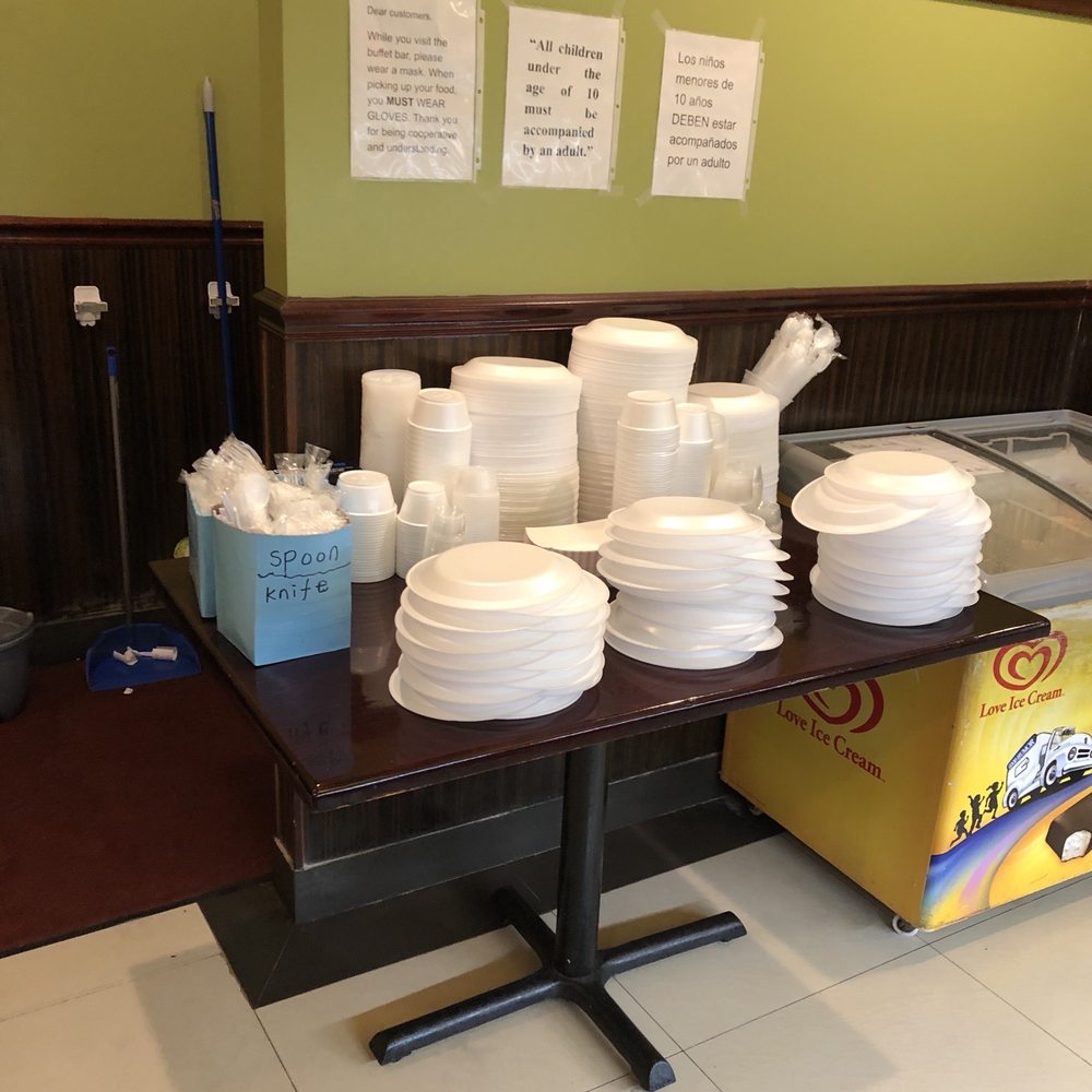 Hibachi China Buffet - Covid plates. Hopefully will go back to normal soon. - Chinese Near Me - Anderson, South Carolina