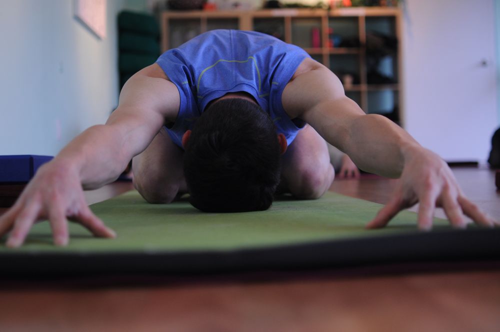 Yoga Spirit & Wellness Logo